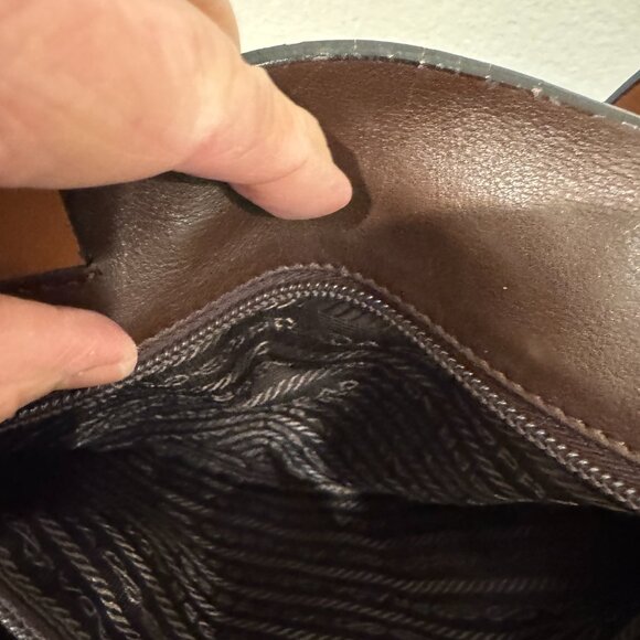 Authentic Prada Camel leather handbag - Picture 7 of 15